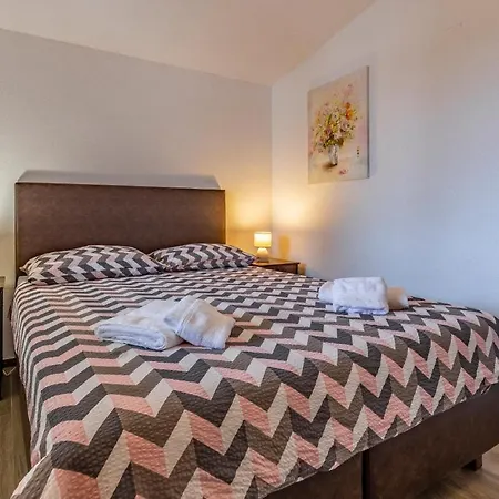 Apartman Asta *