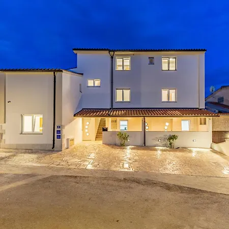 Apartman Asta *
